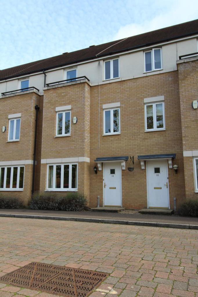 Broad Street, Great Cambourne, Cambridge Broad Street, Great Cambourne, Cambridge